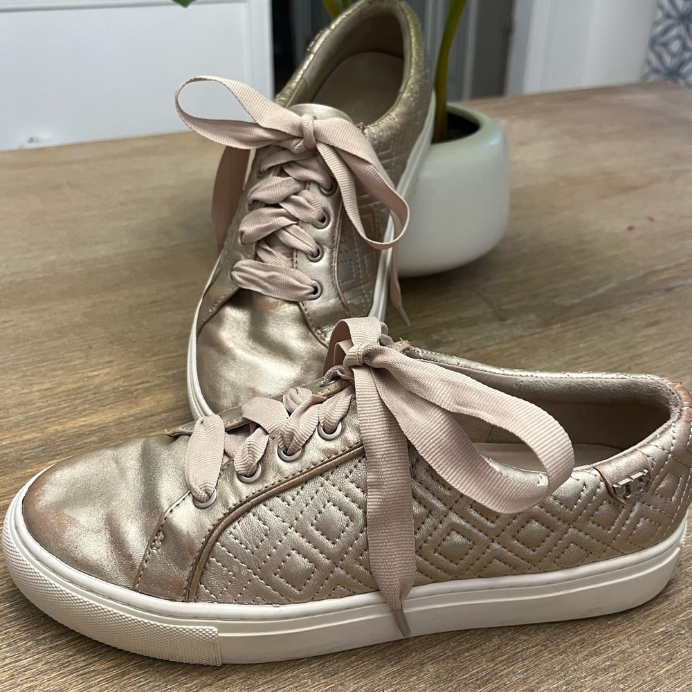Chic Metallic Tory Burch Sneakers –Statement Kicks, Size 7.5 - Picture 2 of 7